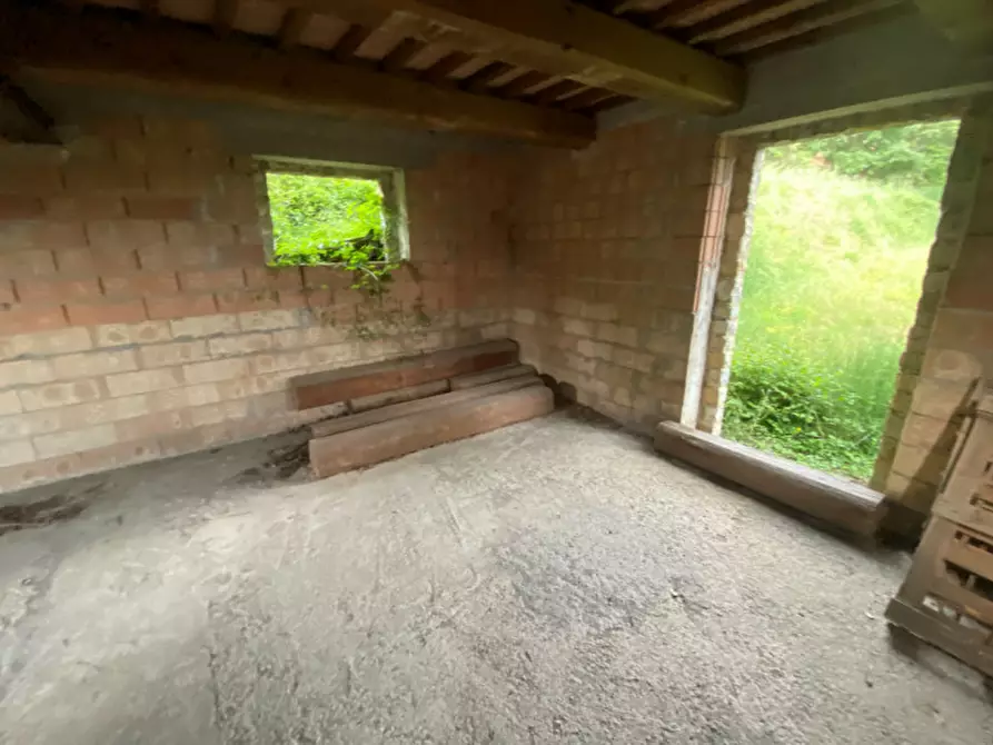 Immagine 28 di Rustico / casale in vendita  a Tuoro Sul Trasimeno