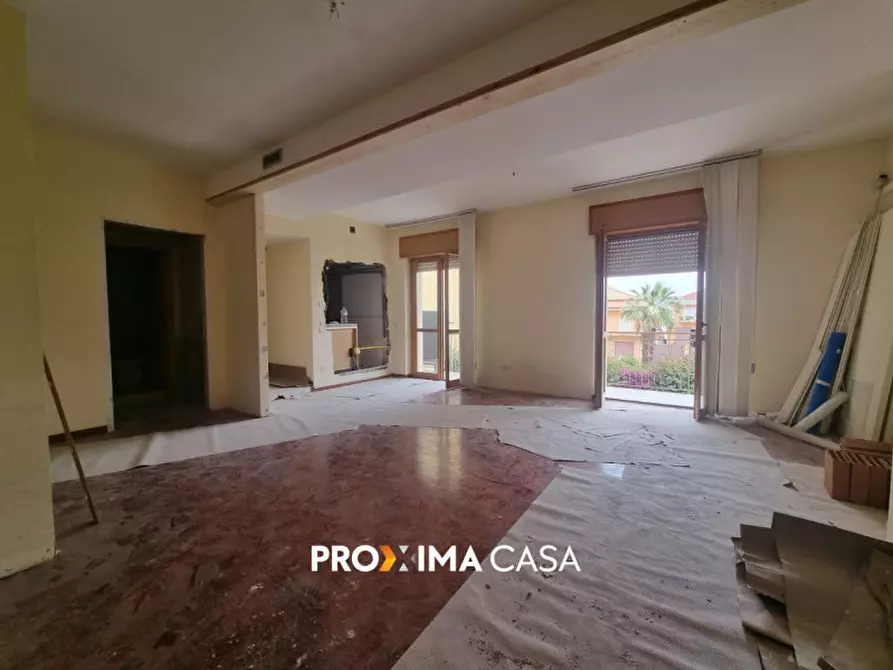 Immagine 1 di Appartamento in vendita  in Corso Italia, 102 a Pontecagnano Faiano