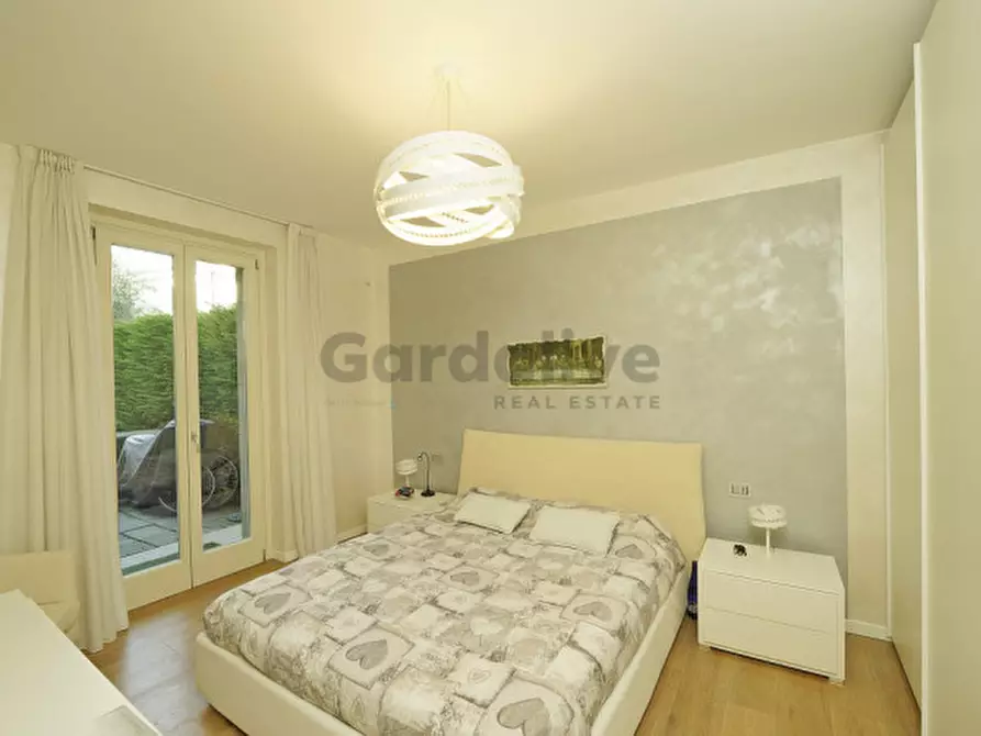 Immagine 21 di Appartamento in vendita  in Lungolago Giuseppe Zanardelli a Toscolano-Maderno