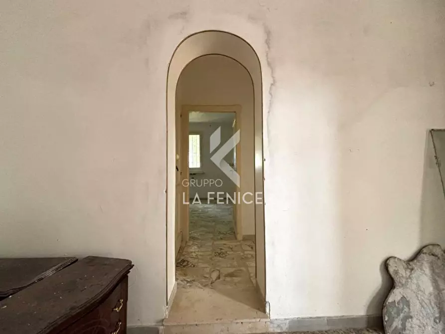 Immagine 26 di Villa in vendita  in strada giuliani, 10 a Martina Franca
