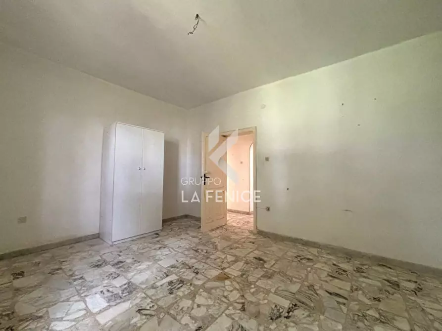 Immagine 28 di Villa in vendita  in strada giuliani, 10 a Martina Franca