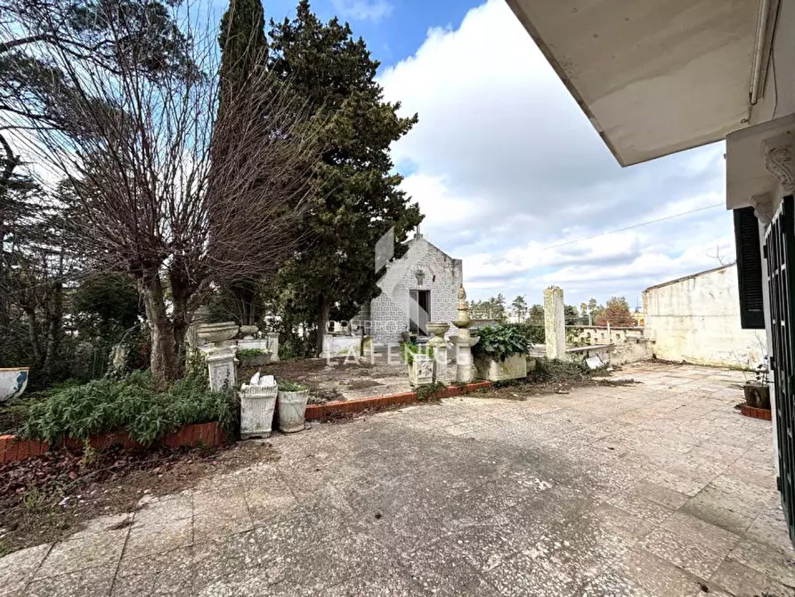 Immagine 32 di Villa in vendita  in strada giuliani, 10 a Martina Franca