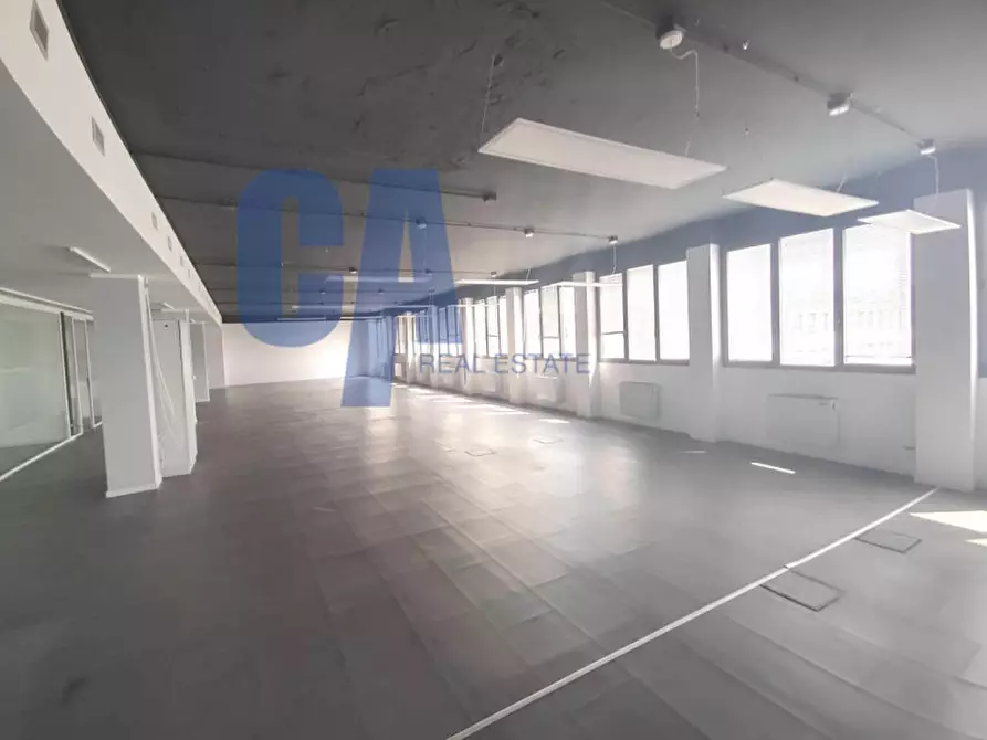 Immagine 2 di Ufficio in affitto  in VIA BOVISASCA a Milano