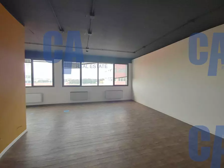 Immagine 19 di Ufficio in affitto  in VIA BOVISASCA a Milano