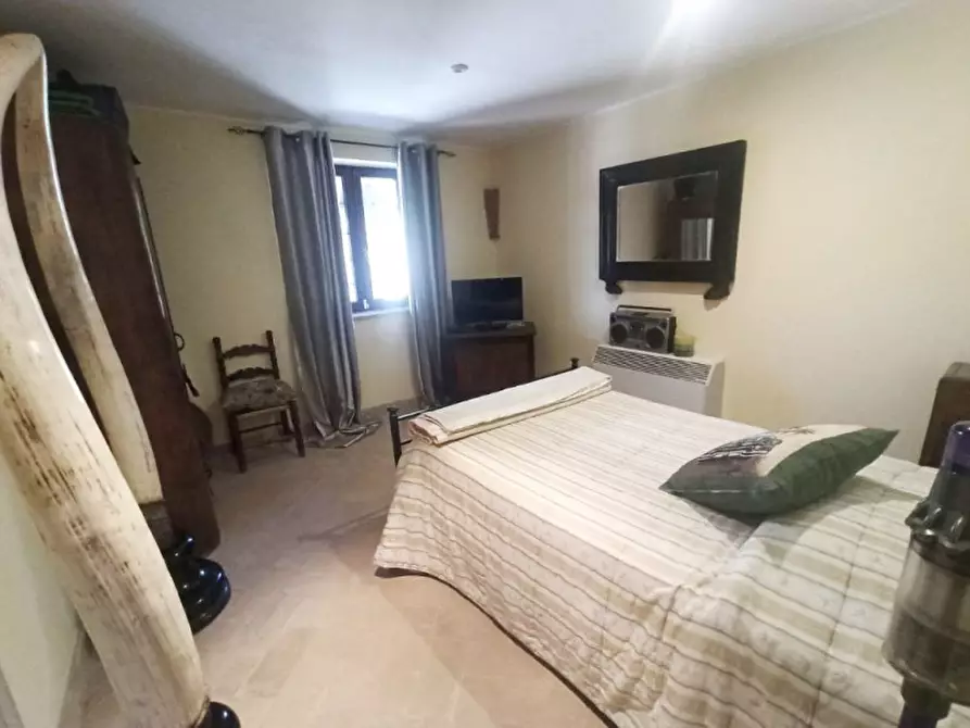 Immagine 20 di Rustico / casale in vendita  a Parrano