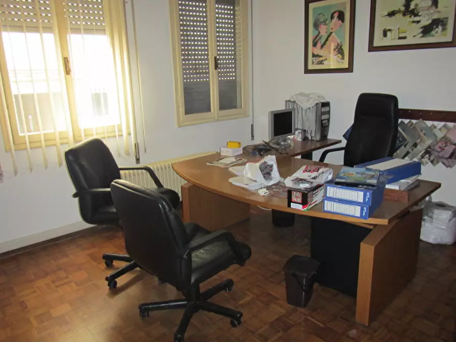 Immagine 6 di Ufficio in vendita  a Rovigo