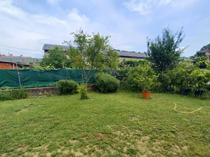 Immagine 1 di Appartamento in vendita  in Via Angelo Messedaglia a Villafranca Di Verona