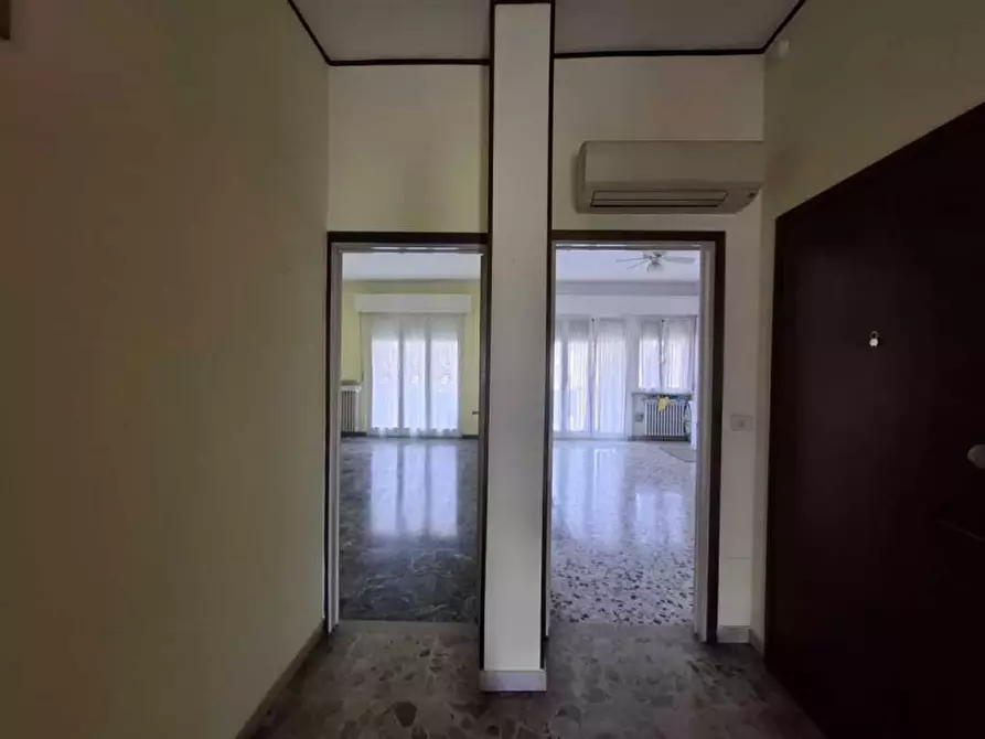 Immagine 10 di Appartamento in vendita  in Via Angelo Messedaglia a Villafranca Di Verona