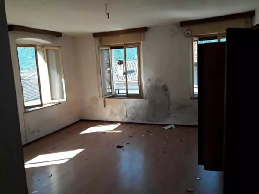 Immagine 24 di Palazzo in vendita  in Via Nuova a Fonzaso