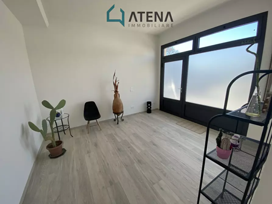 Immagine 2 di Ufficio in affitto  in via montà 60 a Padova