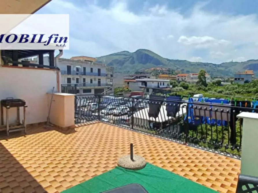 Immagine 1 di Appartamento in vendita  in via pomara a Palermo