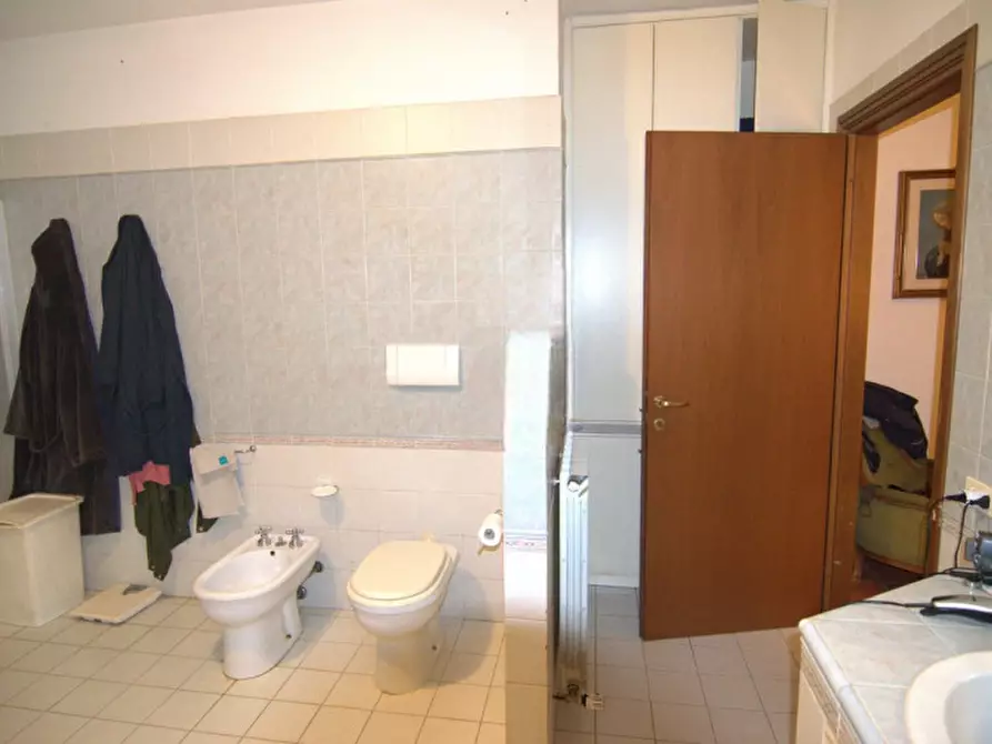 Immagine 21 di Villa in vendita  a Collazzone