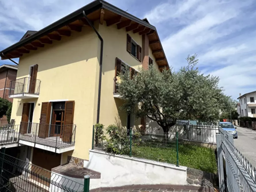 Immagine 1 di Casa bifamiliare in vendita  in Vigonza Via Venezia a Vigonza