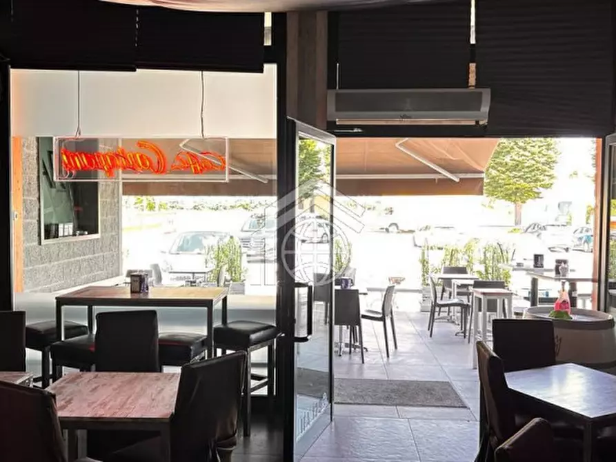 Immagine 2 di Attività commerciale in vendita  in Nazionale a Puegnago Sul Garda