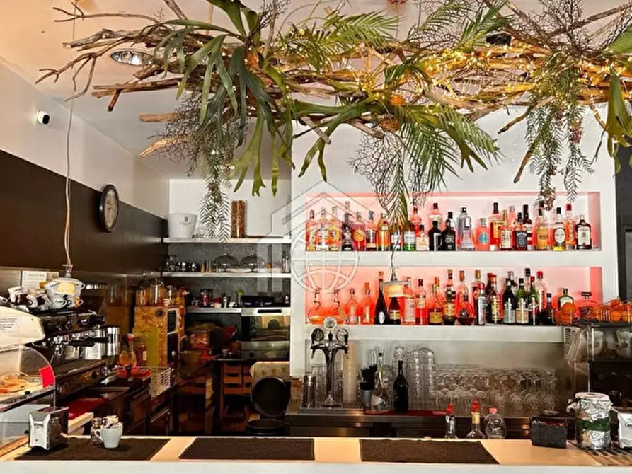 Immagine 8 di Attività commerciale in vendita  in Nazionale a Puegnago Sul Garda