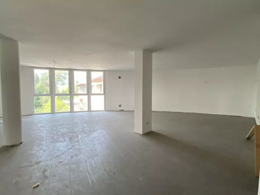 Immagine 3 di Attico in vendita  in VIA ANTONIO FOGAZZARO a Schio