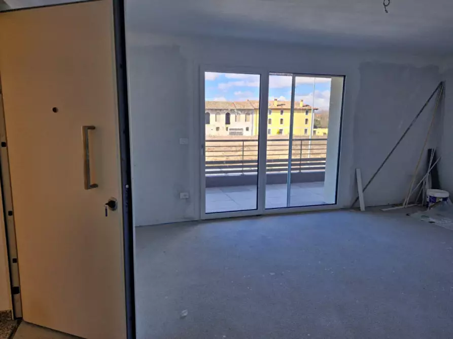 Immagine 5 di Appartamento in vendita  in Via Mario Micossi 94 a Udine