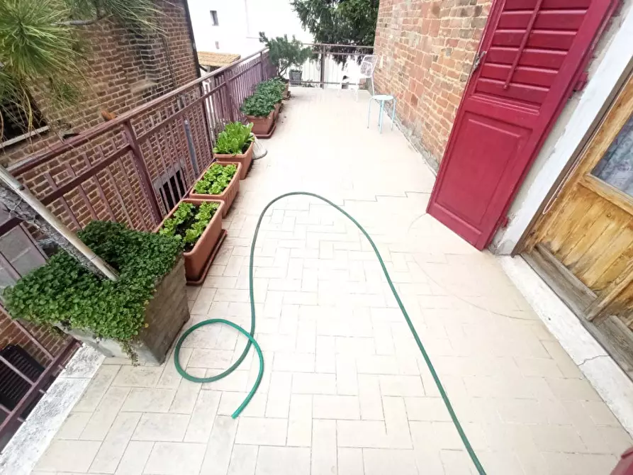 Immagine 17 di Casa bifamiliare in vendita  a Castiglione Del Lago