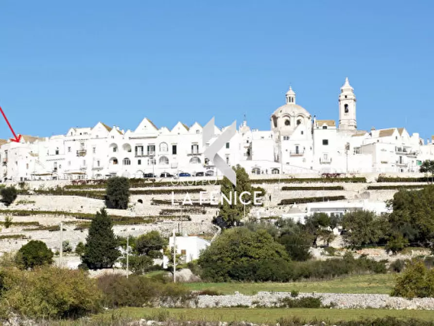 Immagine 1 di Casa indipendente in vendita  in via Aprile a Locorotondo