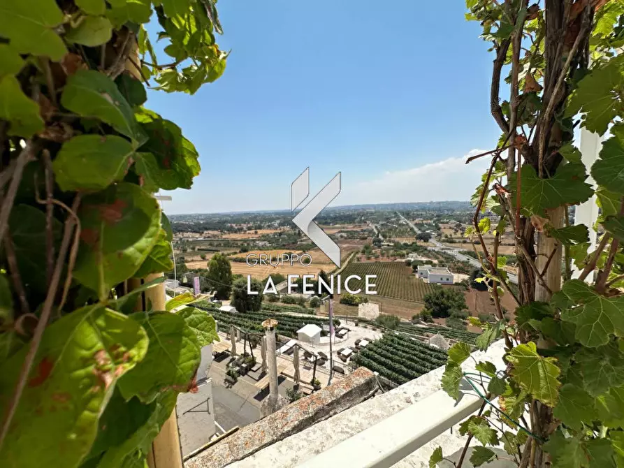 Immagine 4 di Casa indipendente in vendita  in via Aprile a Locorotondo