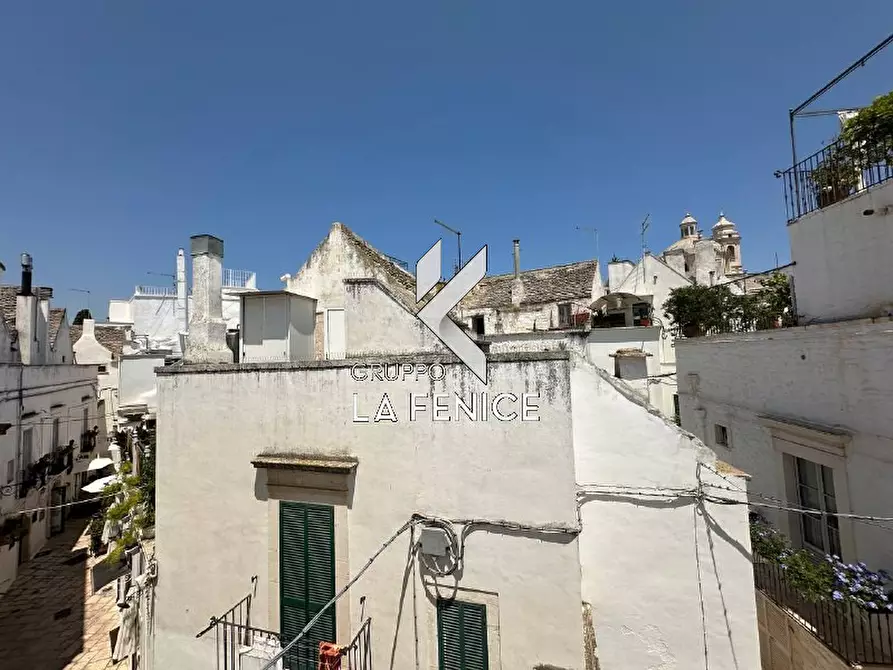 Immagine 15 di Casa indipendente in vendita  in via Aprile a Locorotondo
