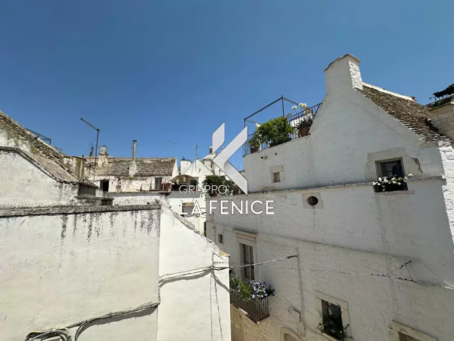 Immagine 17 di Casa indipendente in vendita  in via Aprile a Locorotondo