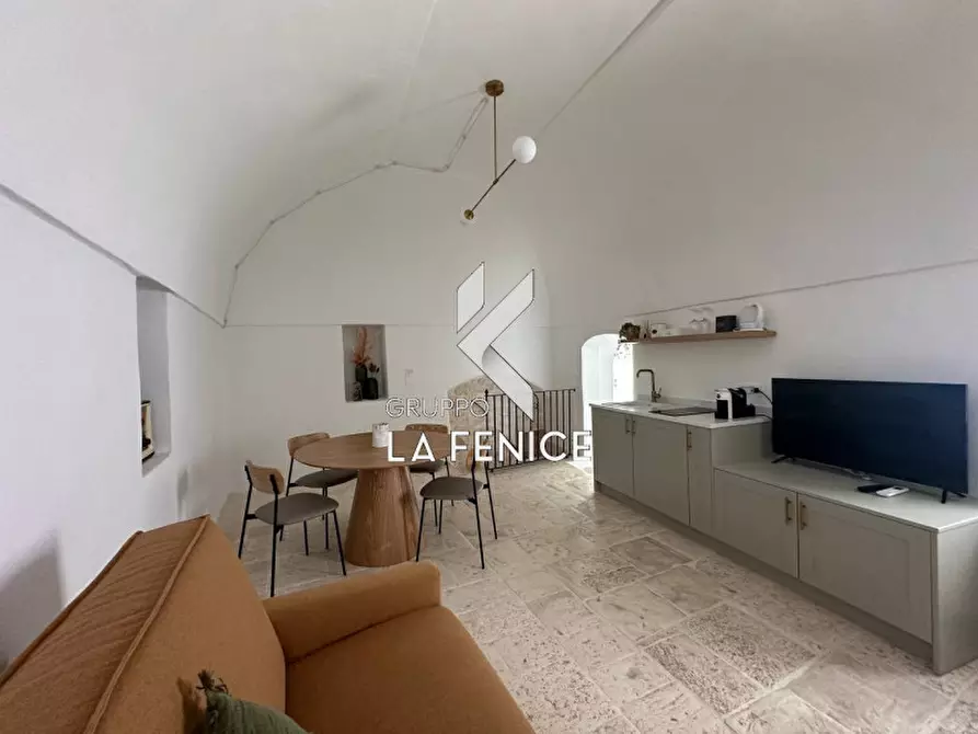 Immagine 22 di Casa indipendente in vendita  in via Aprile a Locorotondo