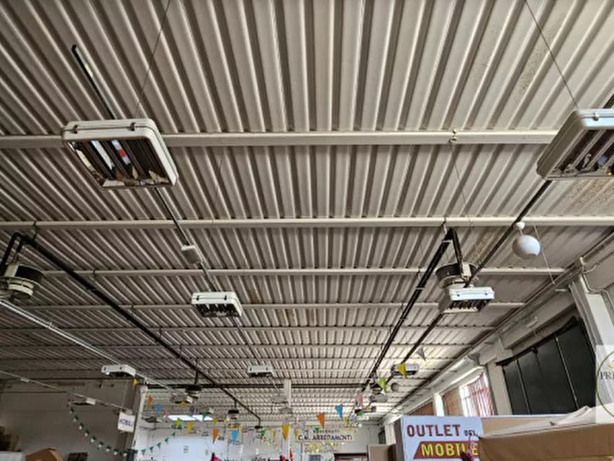 Immagine 9 di Capannone industriale in vendita  in via correr a Casale Di Scodosia