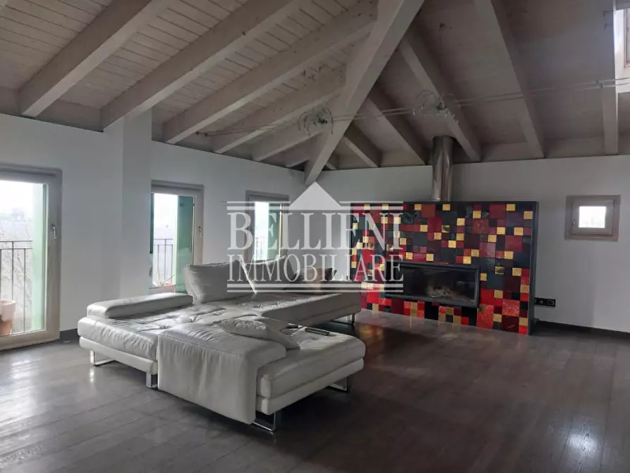 Immagine 1 di Attico in affitto  in Via Guglielmo Marconi a Altavilla Vicentina