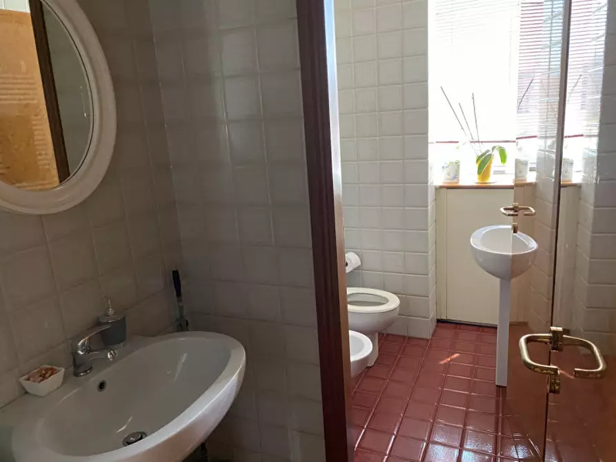 Immagine 25 di Ufficio in vendita  in piazza ferretto a Venezia