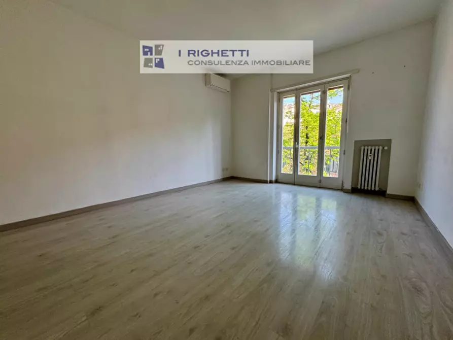 Immagine 3 di Appartamento in vendita  in Via della Valverde a Verona