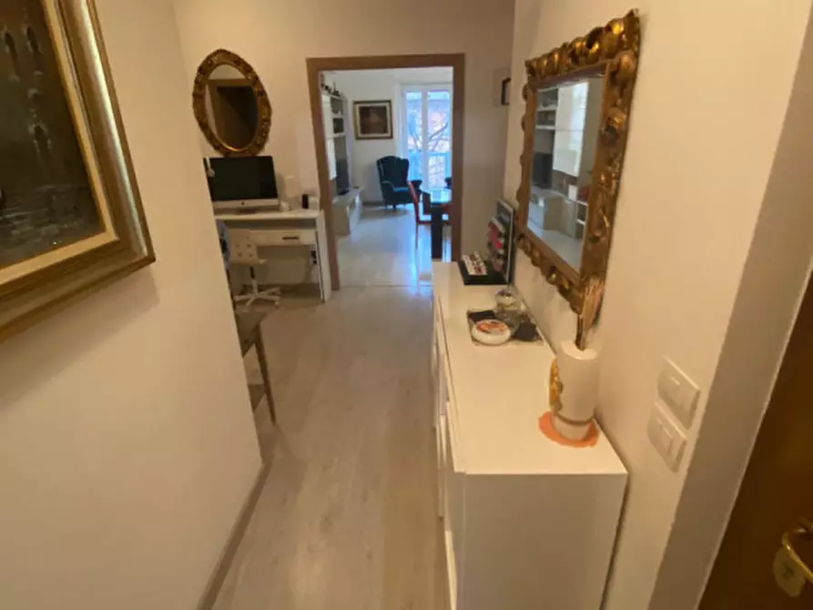 Immagine 13 di Appartamento in vendita  in Via della Valverde a Verona