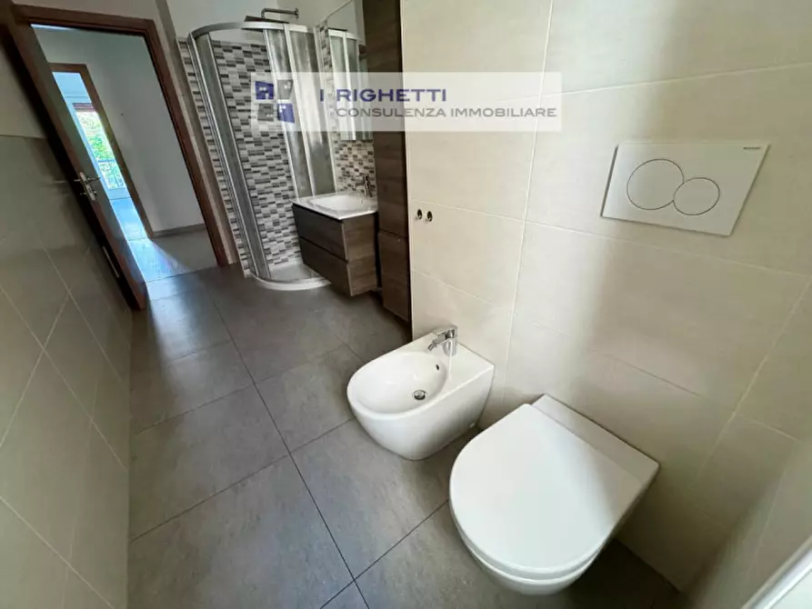 Immagine 13 di Appartamento in vendita  in Via della Valverde a Verona