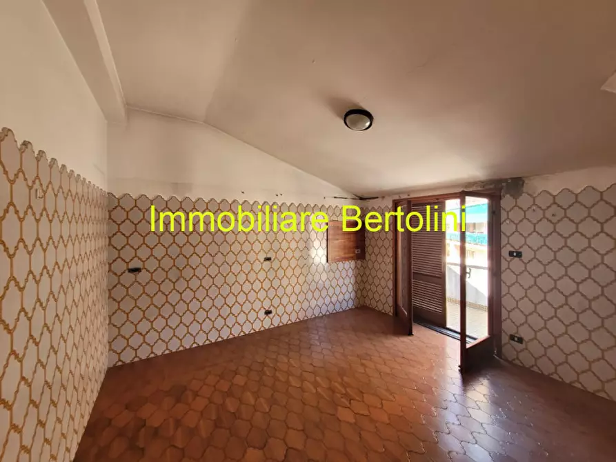 Immagine 3 di Casa indipendente in vendita  in Vittorio Emanuele lato mare a Bordighera