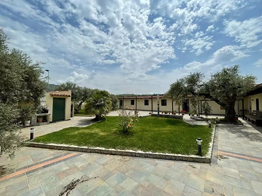 Immagine 4 di Hotel in vendita  in Contrada Cutelli a Casteldaccia