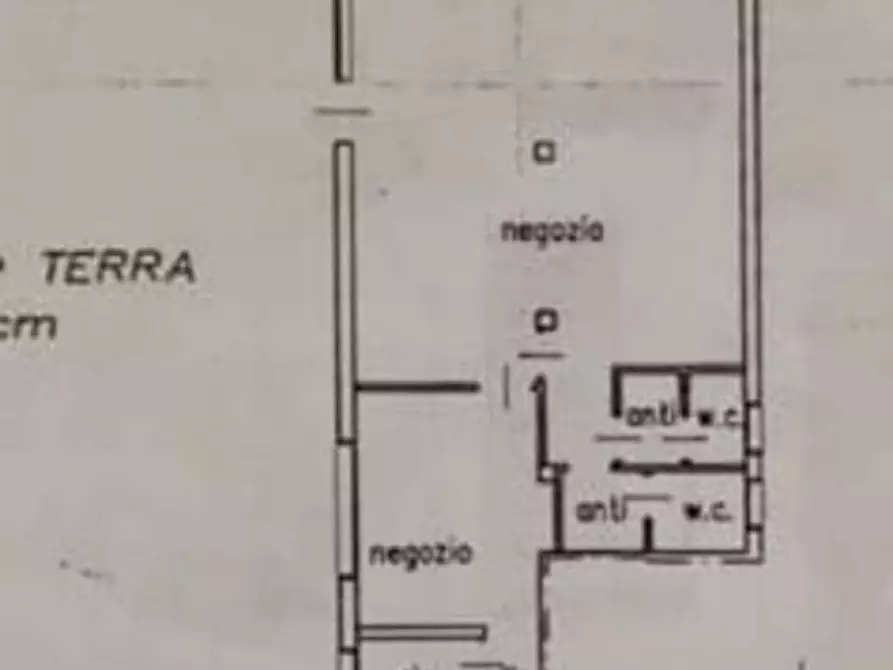 Immagine 1 di Negozio in affitto  in via liguria a Martellago