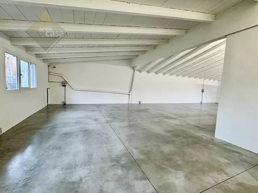 Immagine 14 di Laboratorio in vendita  in Via Carducci 6 a Rossano Veneto