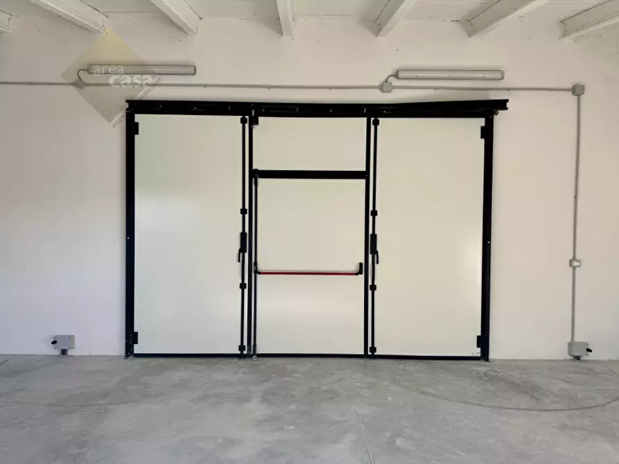 Immagine 16 di Laboratorio in vendita  in Via Carducci 6 a Rossano Veneto