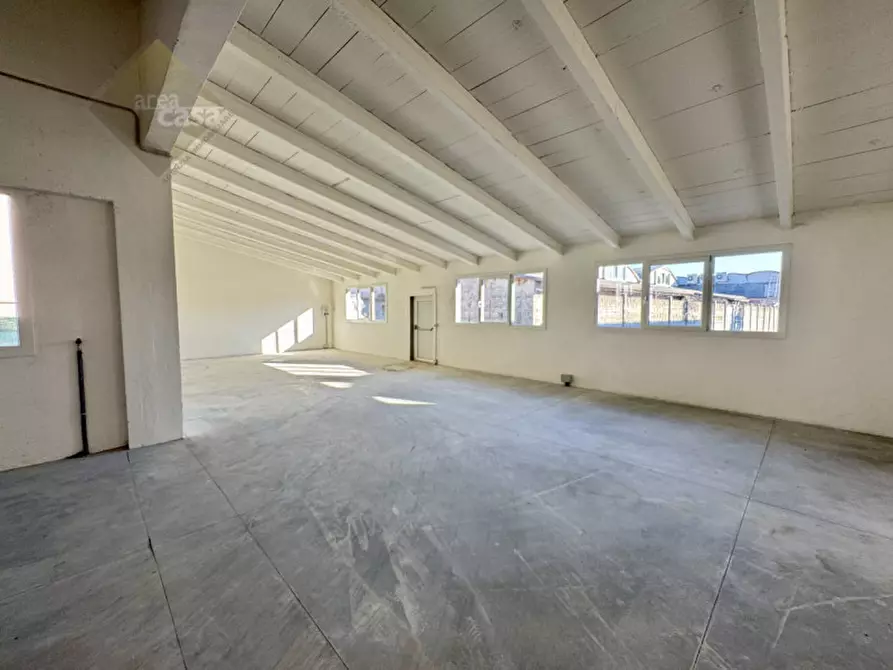 Immagine 17 di Laboratorio in vendita  in Via Carducci 6 a Rossano Veneto