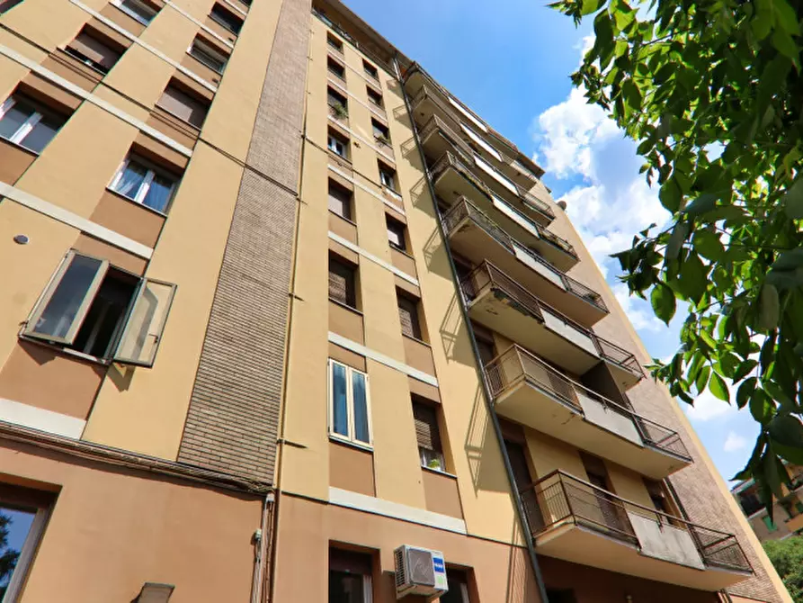 Immagine 1 di Appartamento in vendita  in via Muratori 277 a Modena