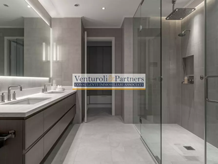 Immagine 25 di Villa in vendita  in la famiglia a Lonato del Garda