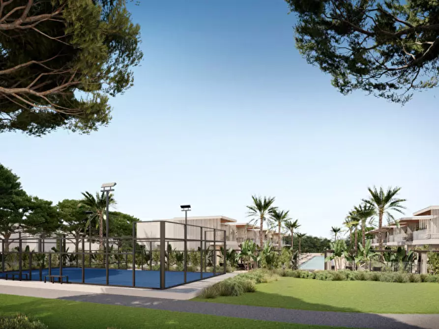 Immagine 7 di Appartamento in vendita  in via Leopardi a Jesolo