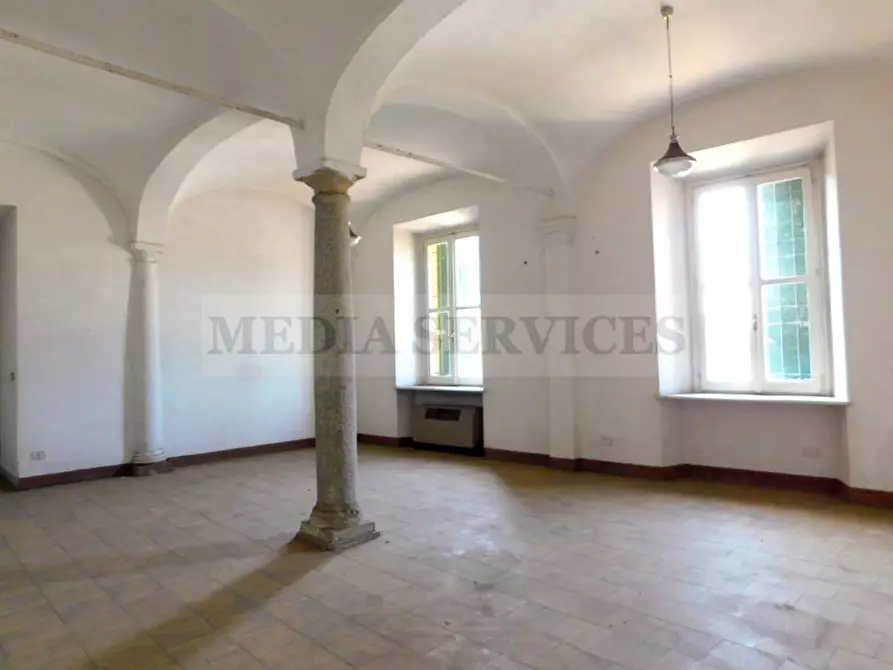 Immagine 29 di Palazzo in vendita  in via Castello n° 35 a Cergnago