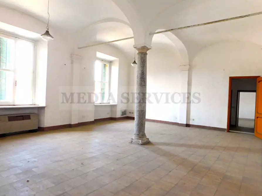 Immagine 30 di Palazzo in vendita  in via Castello n° 35 a Cergnago