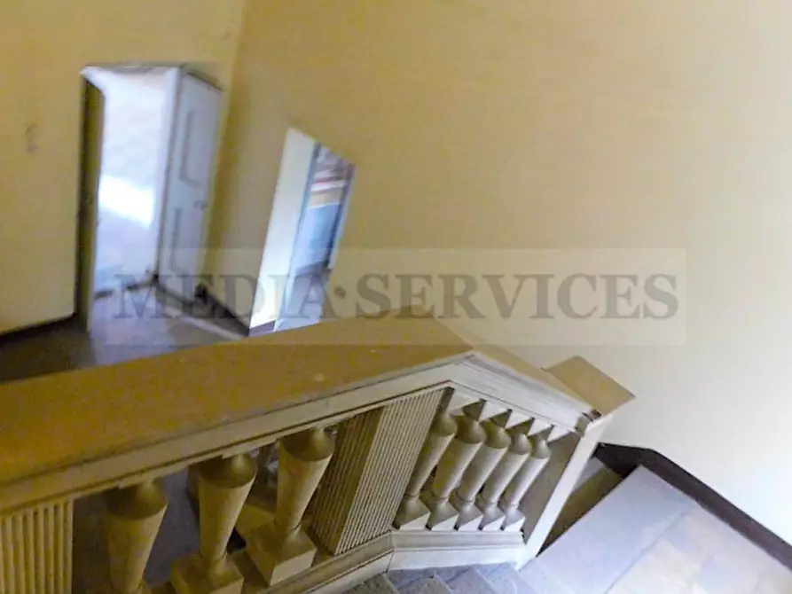 Immagine 43 di Palazzo in vendita  in via Castello n° 35 a Cergnago