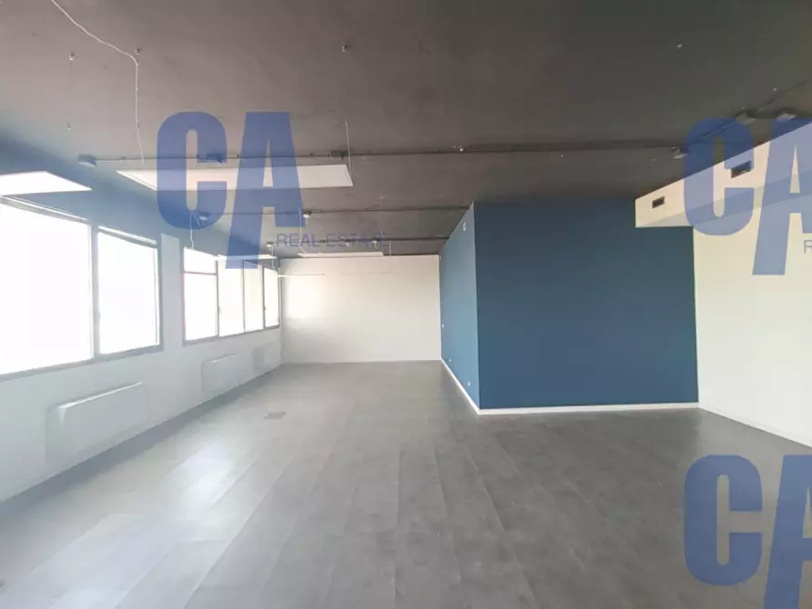 Immagine 3 di Ufficio in affitto  in VIA BOVISASCA a Milano