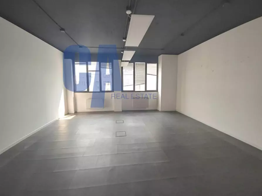 Immagine 24 di Ufficio in affitto  in VIA BOVISASCA a Milano