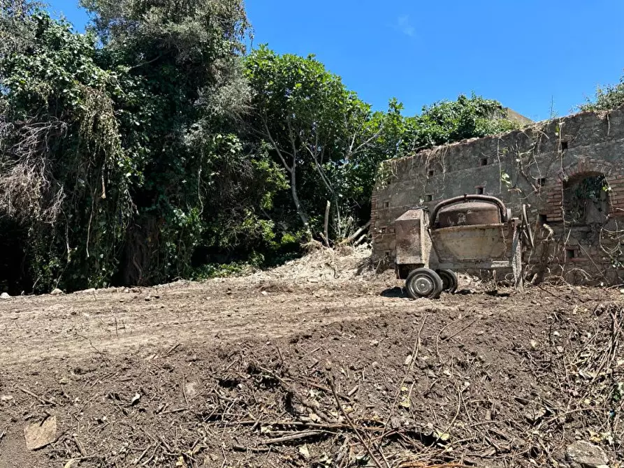 Immagine 15 di Casa indipendente in vendita  in Via Palmiro Togliatti, 195 a San Filippo Del Mela