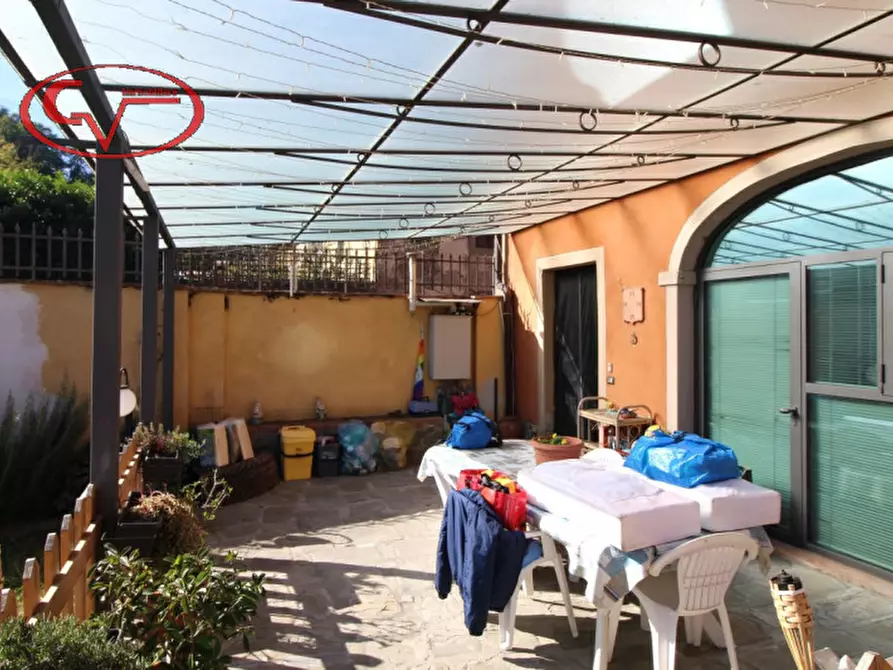 Immagine 2 di Villetta a schiera in vendita  in Restone a Figline E Incisa Valdarno