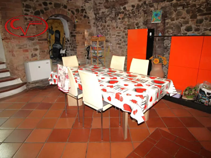 Immagine 10 di Villetta a schiera in vendita  in Restone a Figline E Incisa Valdarno